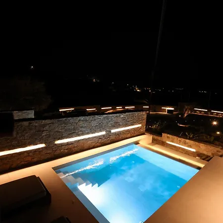 Queen Kalliopi Plintri