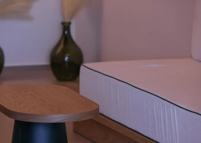 Queen Kalliopi Plintri