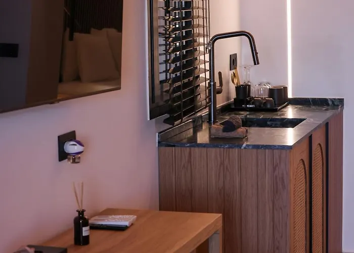 Queen Kalliopi Nyaraló